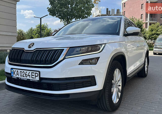 Белый Шкода Kodiaq, объемом двигателя 1.98 л и пробегом 242 тыс. км за 20000 $, фото 7 на Automoto.ua