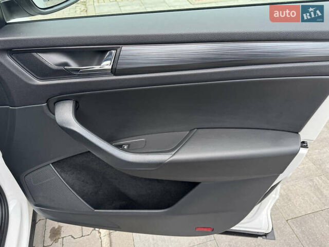 Білий Шкода Kodiaq, об'ємом двигуна 1.98 л та пробігом 192 тис. км за 24900 $, фото 30 на Automoto.ua