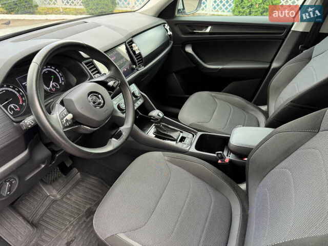 Белый Шкода Kodiaq, объемом двигателя 2 л и пробегом 94 тыс. км за 33900 $, фото 12 на Automoto.ua