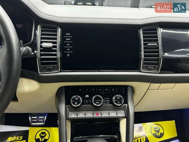Шкода Kodiaq 2021 у Чернівцях на Automoto.ua Білий Шкода Kodiaq, об'ємом двигуна 1.97 л та пробігом 185 тис. км за 38000 $, фото 27 на Automoto.ua