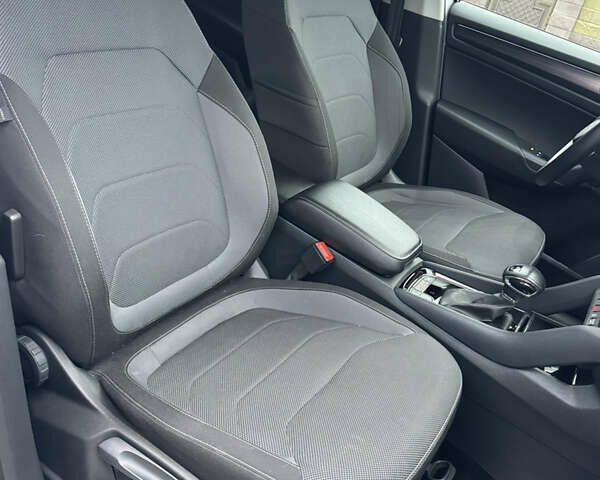 Білий Шкода Kodiaq, об'ємом двигуна 1.98 л та пробігом 192 тис. км за 24900 $, фото 29 на Automoto.ua