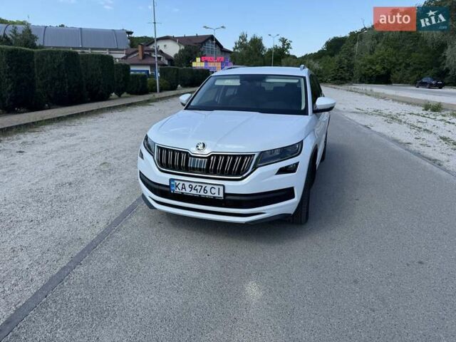 Белый Шкода Kodiaq, объемом двигателя 1.98 л и пробегом 104 тыс. км за 35300 $, фото 1 на Automoto.ua