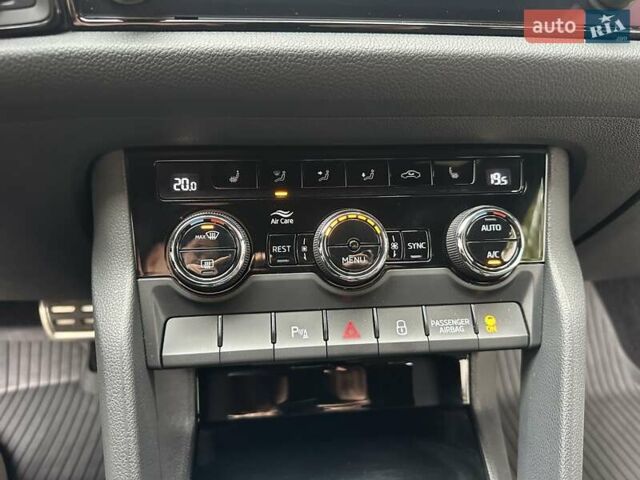 Белый Шкода Kodiaq, объемом двигателя 1.98 л и пробегом 70 тыс. км за 33900 $, фото 53 на Automoto.ua