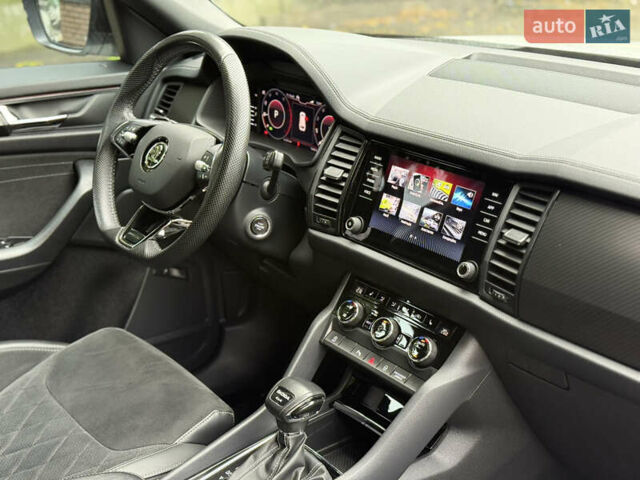Білий Шкода Kodiaq, об'ємом двигуна 2 л та пробігом 154 тис. км за 37499 $, фото 37 на Automoto.ua