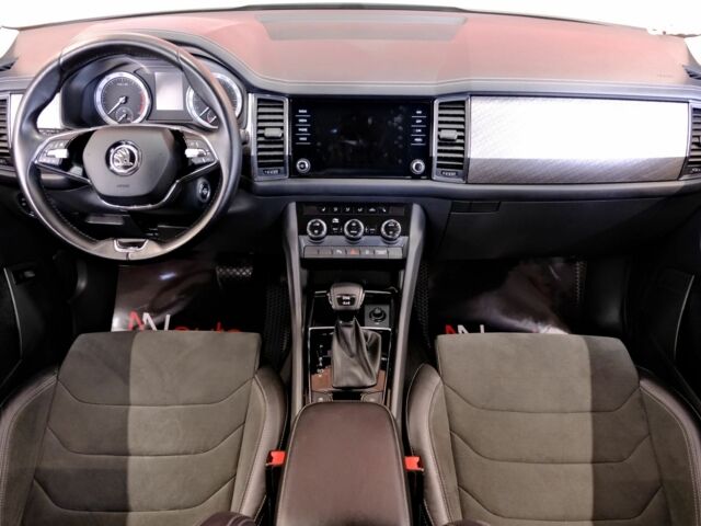 Білий Шкода Kodiaq, об'ємом двигуна 2 л та пробігом 59 тис. км за 29900 $, фото 6 на Automoto.ua