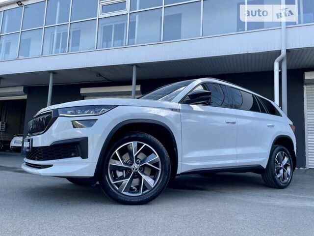 Белый Шкода Kodiaq, объемом двигателя 2 л и пробегом 10 тыс. км за 44500 $, фото 7 на Automoto.ua