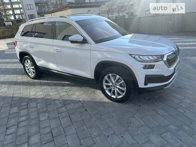 Білий Шкода Kodiaq, об'ємом двигуна 1.98 л та пробігом 23 тис. км за 33900 $, фото 6 на Automoto.ua