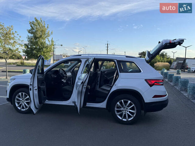 Белый Шкода Kodiaq, объемом двигателя 2 л и пробегом 45 тыс. км за 40999 $, фото 16 на Automoto.ua