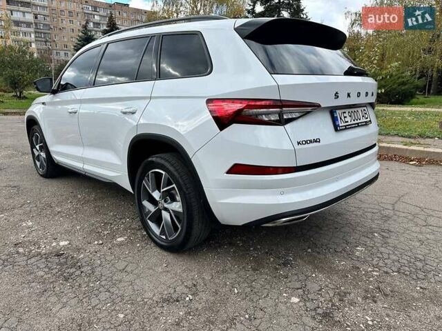 Белый Шкода Kodiaq, объемом двигателя 1.98 л и пробегом 64 тыс. км за 39000 $, фото 8 на Automoto.ua