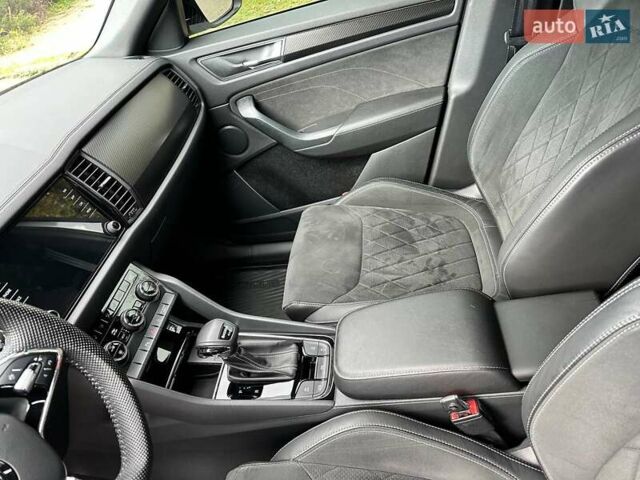 Белый Шкода Kodiaq, объемом двигателя 1.98 л и пробегом 64 тыс. км за 39000 $, фото 12 на Automoto.ua