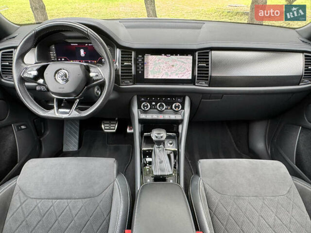 Белый Шкода Kodiaq, объемом двигателя 1.97 л и пробегом 147 тыс. км за 39990 $, фото 30 на Automoto.ua