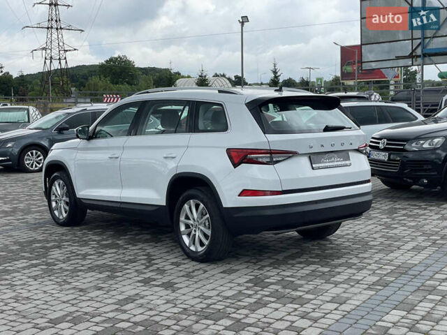 Белый Шкода Kodiaq, объемом двигателя 1.97 л и пробегом 29 тыс. км за 34400 $, фото 16 на Automoto.ua