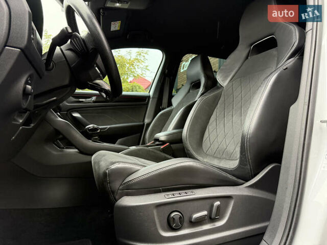 Білий Шкода Kodiaq, об'ємом двигуна 2 л та пробігом 154 тис. км за 37499 $, фото 25 на Automoto.ua