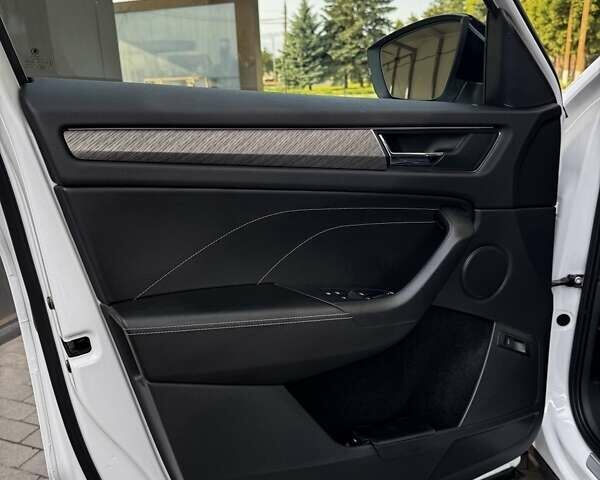 Білий Шкода Kodiaq, об'ємом двигуна 1.98 л та пробігом 52 тис. км за 38500 $, фото 42 на Automoto.ua
