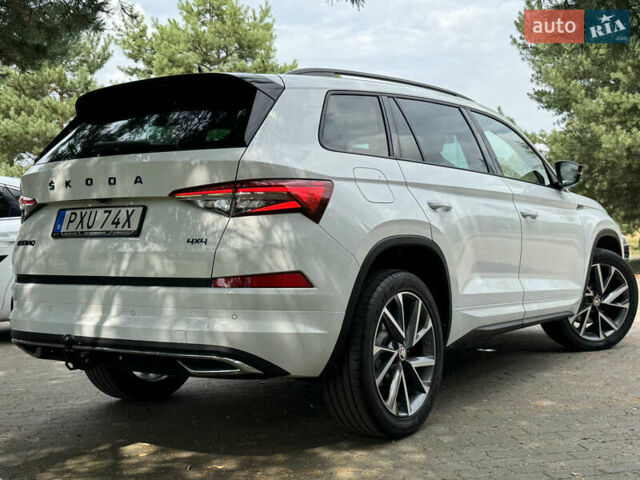 Белый Шкода Kodiaq, объемом двигателя 1.97 л и пробегом 147 тыс. км за 39990 $, фото 14 на Automoto.ua