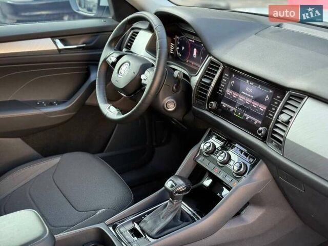 Білий Шкода Kodiaq, об'ємом двигуна 1.97 л та пробігом 44 тис. км за 37999 $, фото 19 на Automoto.ua