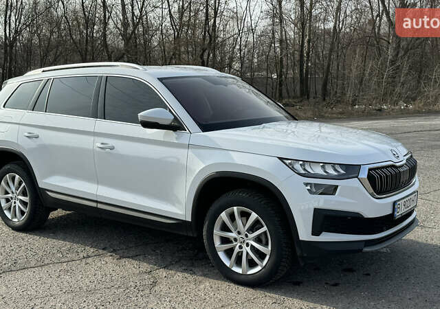 Белый Шкода Kodiaq, объемом двигателя 2 л и пробегом 9 тыс. км за 43900 $, фото 6 на Automoto.ua