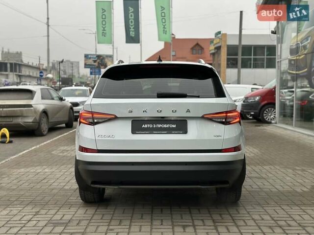 Белый Шкода Kodiaq, объемом двигателя 1.98 л и пробегом 131 тыс. км за 30990 $, фото 4 на Automoto.ua