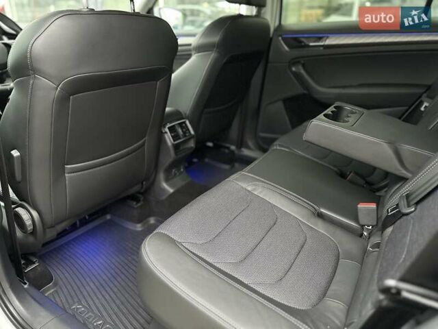 Белый Шкода Kodiaq, объемом двигателя 1.98 л и пробегом 131 тыс. км за 30990 $, фото 13 на Automoto.ua