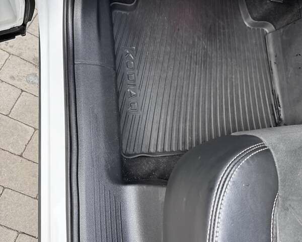 Білий Шкода Kodiaq, об'ємом двигуна 1.98 л та пробігом 52 тис. км за 38500 $, фото 50 на Automoto.ua