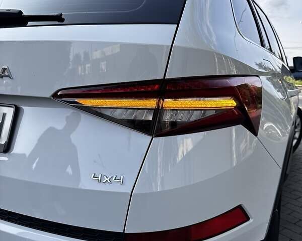Білий Шкода Kodiaq, об'ємом двигуна 1.98 л та пробігом 52 тис. км за 38500 $, фото 26 на Automoto.ua