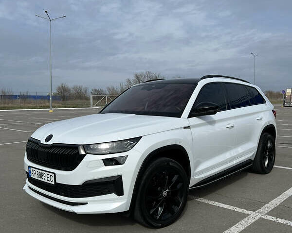 Шкода Kodiaq 2022 в Запорожье на Automoto.ua Белый Шкода Kodiaq, объемом двигателя 2 л и пробегом 65 тыс. км за 42000 $, фото 7 на Automoto.ua