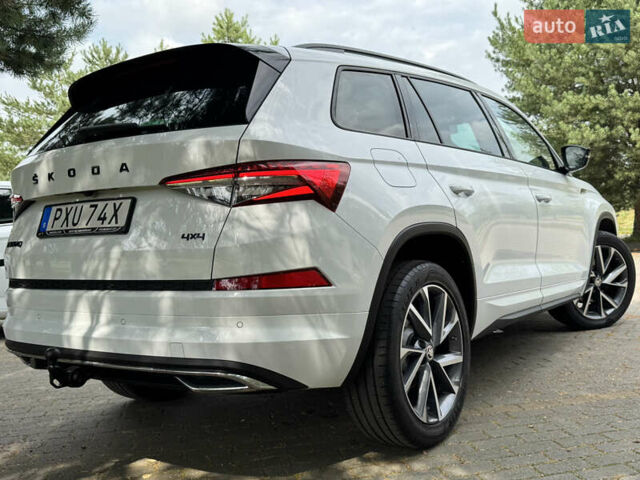 Белый Шкода Kodiaq, объемом двигателя 1.97 л и пробегом 147 тыс. км за 39990 $, фото 15 на Automoto.ua