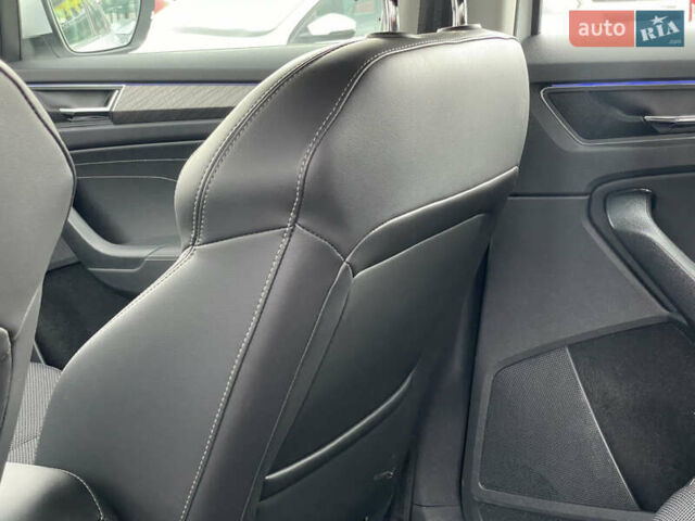 Белый Шкода Kodiaq, объемом двигателя 1.97 л и пробегом 29 тыс. км за 34400 $, фото 28 на Automoto.ua