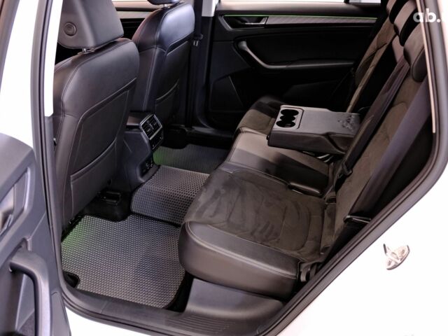 Білий Шкода Kodiaq, об'ємом двигуна 2 л та пробігом 59 тис. км за 29900 $, фото 7 на Automoto.ua