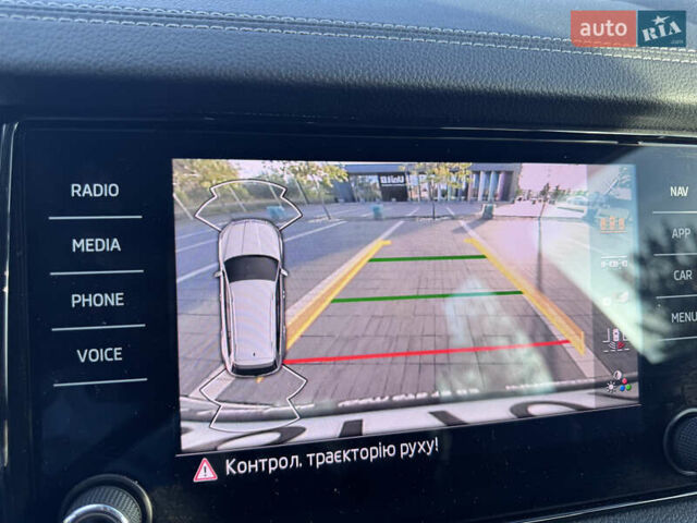 Белый Шкода Kodiaq, объемом двигателя 2 л и пробегом 45 тыс. км за 40999 $, фото 38 на Automoto.ua