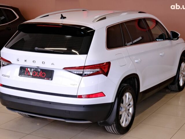Білий Шкода Kodiaq, об'ємом двигуна 2 л та пробігом 59 тис. км за 29900 $, фото 4 на Automoto.ua