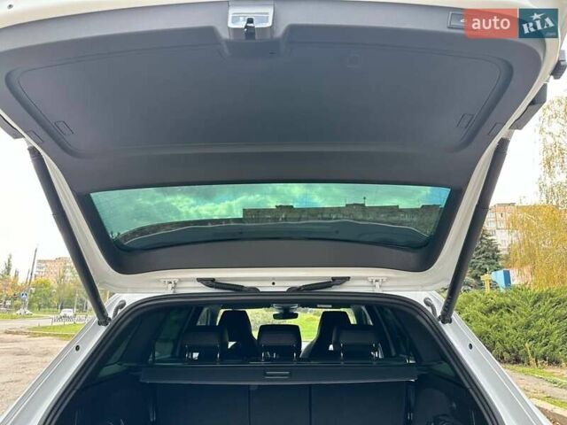 Белый Шкода Kodiaq, объемом двигателя 1.98 л и пробегом 64 тыс. км за 39000 $, фото 26 на Automoto.ua