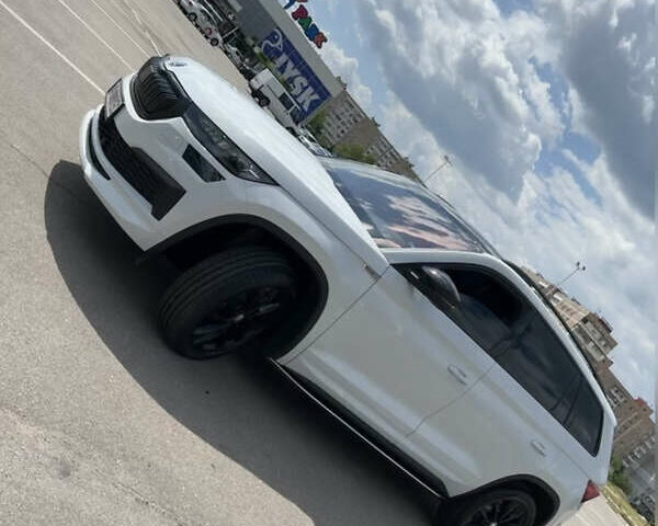 Шкода Kodiaq 2022 в Запорожье на Automoto.ua Белый Шкода Kodiaq, объемом двигателя 2 л и пробегом 65 тыс. км за 42000 $, фото 5 на Automoto.ua