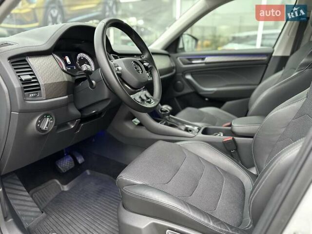 Белый Шкода Kodiaq, объемом двигателя 1.98 л и пробегом 131 тыс. км за 30990 $, фото 11 на Automoto.ua