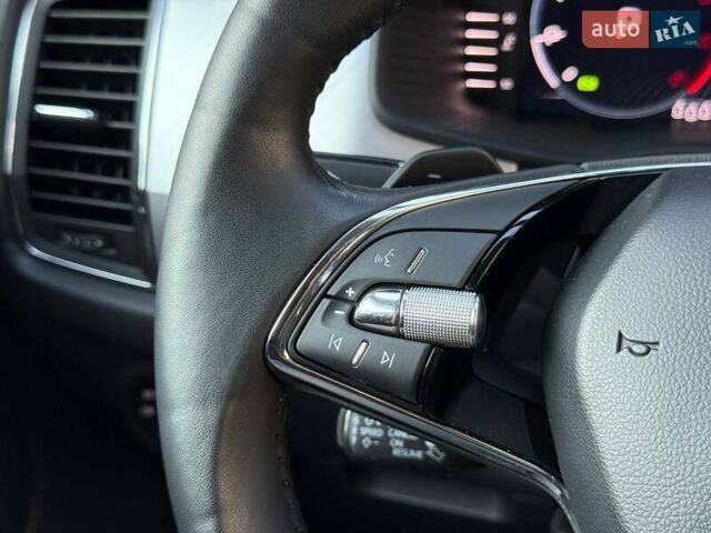 Білий Шкода Kodiaq, об'ємом двигуна 1.97 л та пробігом 44 тис. км за 37999 $, фото 15 на Automoto.ua
