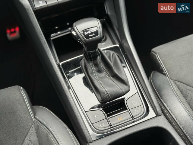 Білий Шкода Kodiaq, об'ємом двигуна 2 л та пробігом 154 тис. км за 37499 $, фото 24 на Automoto.ua
