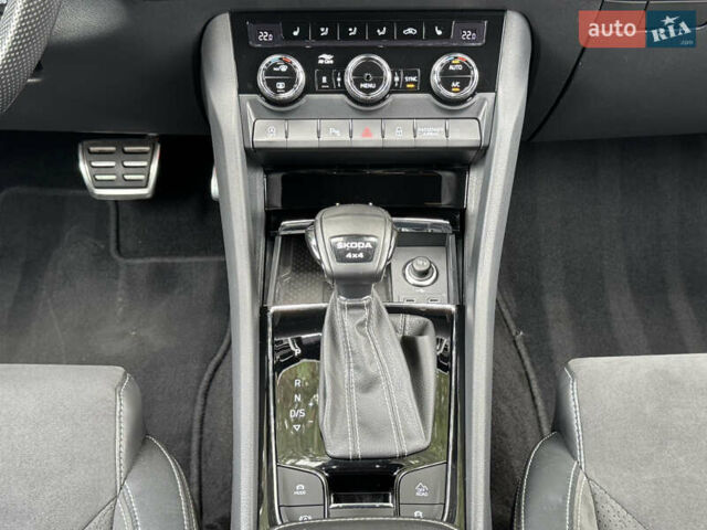 Белый Шкода Kodiaq, объемом двигателя 1.97 л и пробегом 147 тыс. км за 39990 $, фото 32 на Automoto.ua
