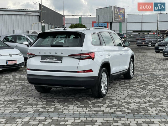 Белый Шкода Kodiaq, объемом двигателя 1.97 л и пробегом 29 тыс. км за 33600 $, фото 18 на Automoto.ua