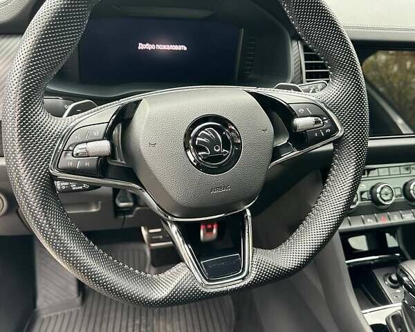 Белый Шкода Kodiaq, объемом двигателя 1.98 л и пробегом 64 тыс. км за 39000 $, фото 4 на Automoto.ua