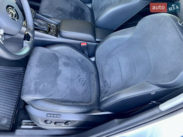 Білий Шкода Kodiaq, об'ємом двигуна 1.97 л та пробігом 79 тис. км за 38700 $, фото 27 на Automoto.ua