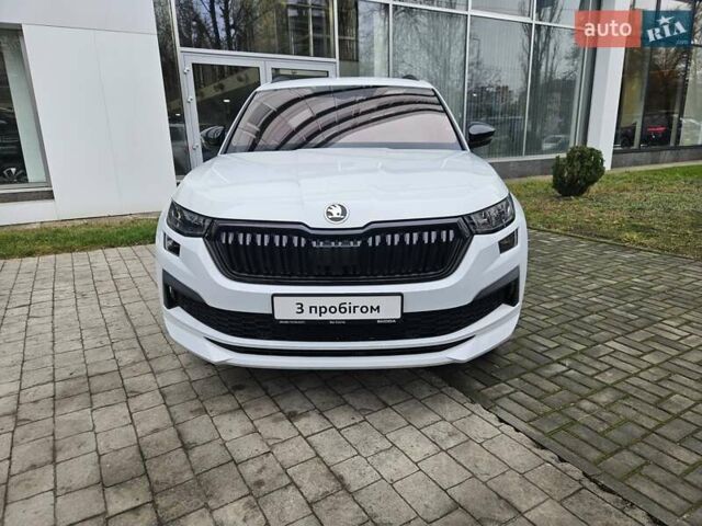 Білий Шкода Kodiaq, об'ємом двигуна 1.97 л та пробігом 25 тис. км за 43890 $, фото 2 на Automoto.ua