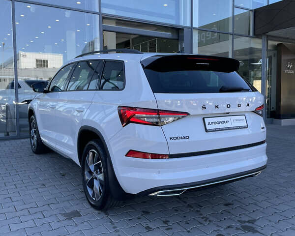 Белый Шкода Kodiaq, объемом двигателя 1.98 л и пробегом 68 тыс. км за 41000 $, фото 34 на Automoto.ua