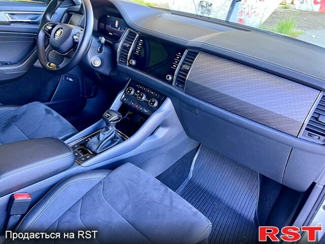 Білий Шкода Kodiaq, об'ємом двигуна 2 л та пробігом 80 тис. км за 39300 $, фото 8 на Automoto.ua