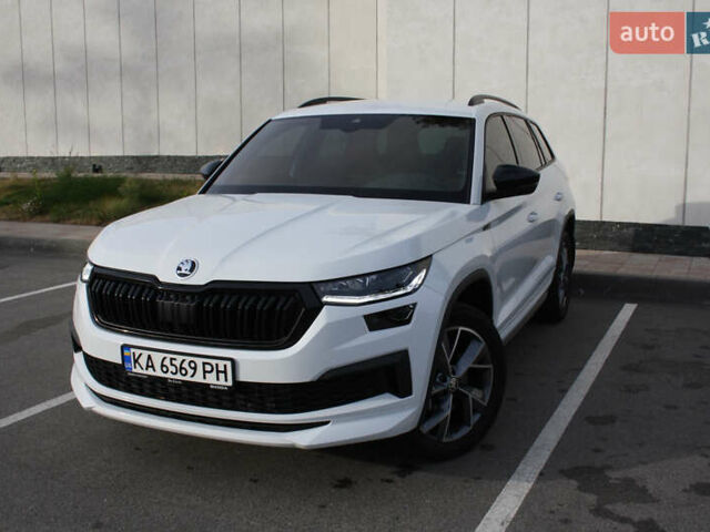 Белый Шкода Kodiaq, объемом двигателя 1.97 л и пробегом 24 тыс. км за 45100 $, фото 12 на Automoto.ua