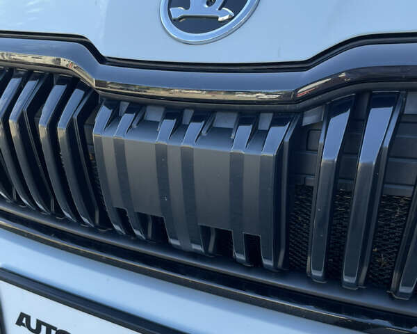 Белый Шкода Kodiaq, объемом двигателя 1.98 л и пробегом 68 тыс. км за 41000 $, фото 9 на Automoto.ua