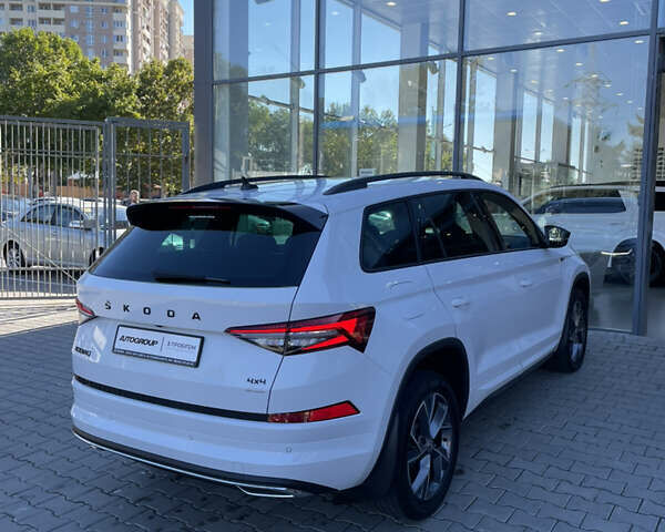 Белый Шкода Kodiaq, объемом двигателя 1.98 л и пробегом 68 тыс. км за 41000 $, фото 30 на Automoto.ua