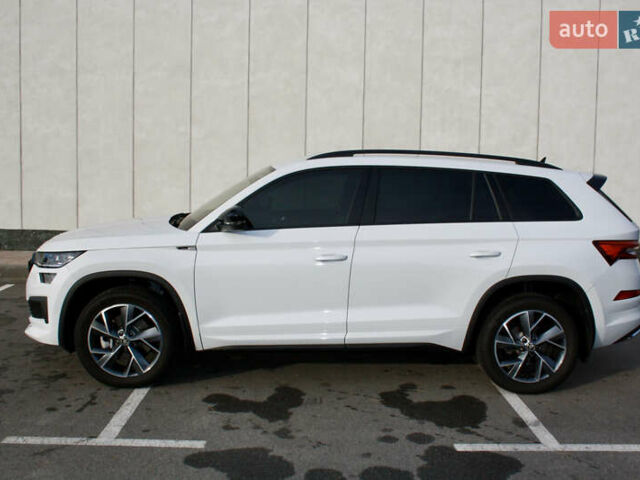 Белый Шкода Kodiaq, объемом двигателя 1.97 л и пробегом 22 тыс. км за 49500 $, фото 23 на Automoto.ua