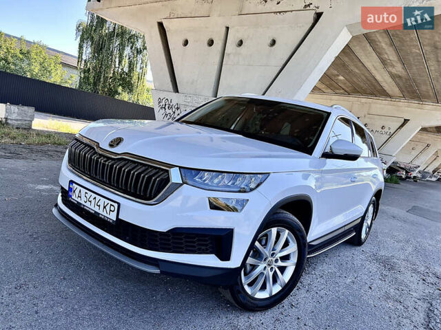 Білий Шкода Kodiaq, об'ємом двигуна 1.97 л та пробігом 79 тис. км за 38700 $, фото 18 на Automoto.ua