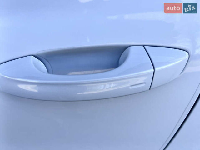Білий Шкода Kodiaq, об'ємом двигуна 1.97 л та пробігом 79 тис. км за 38700 $, фото 38 на Automoto.ua