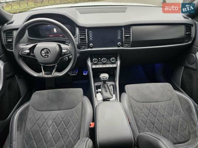 Білий Шкода Kodiaq, об'ємом двигуна 1.97 л та пробігом 25 тис. км за 43890 $, фото 38 на Automoto.ua